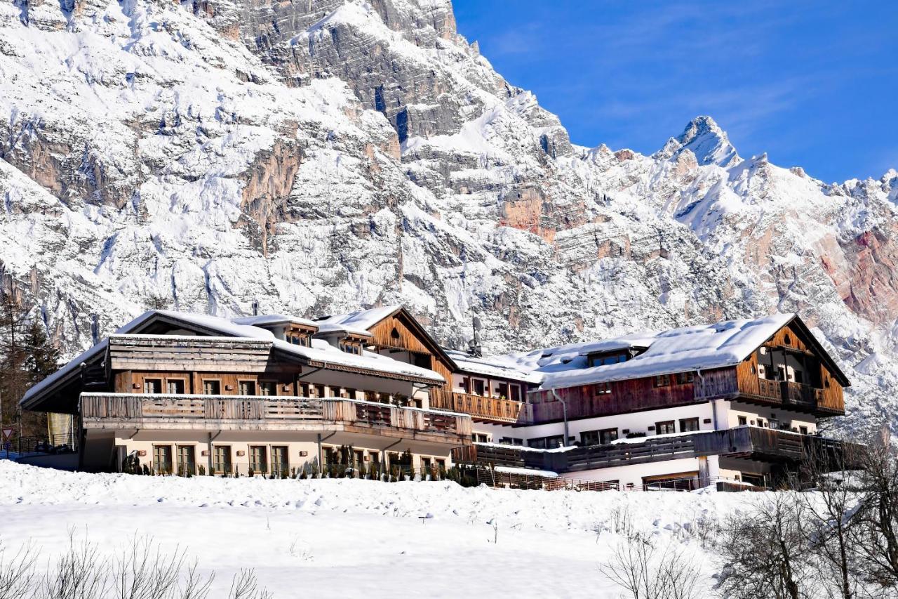 Rosapetra Spa Resort - Small Luxury Hotels Of The World Cortina dʼAmpezzo Extérieur photo